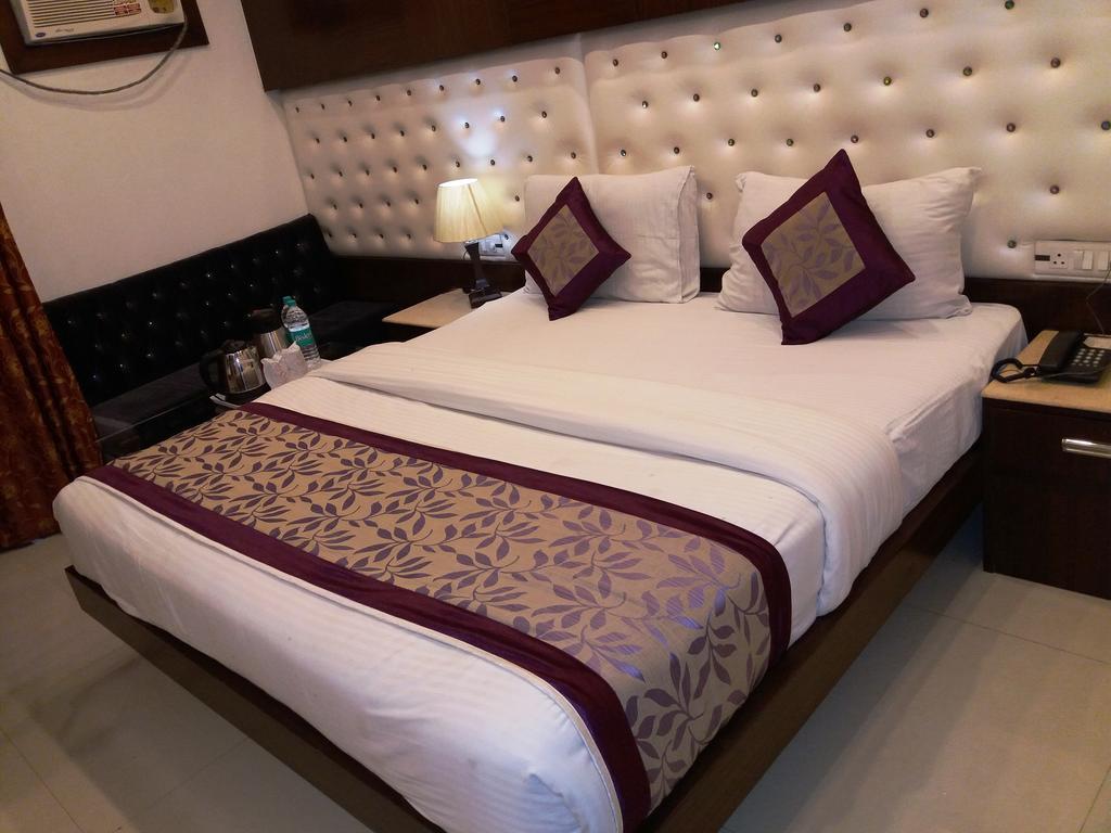 Hotel Station View Opposite New Delhi Railway المظهر الخارجي الصورة