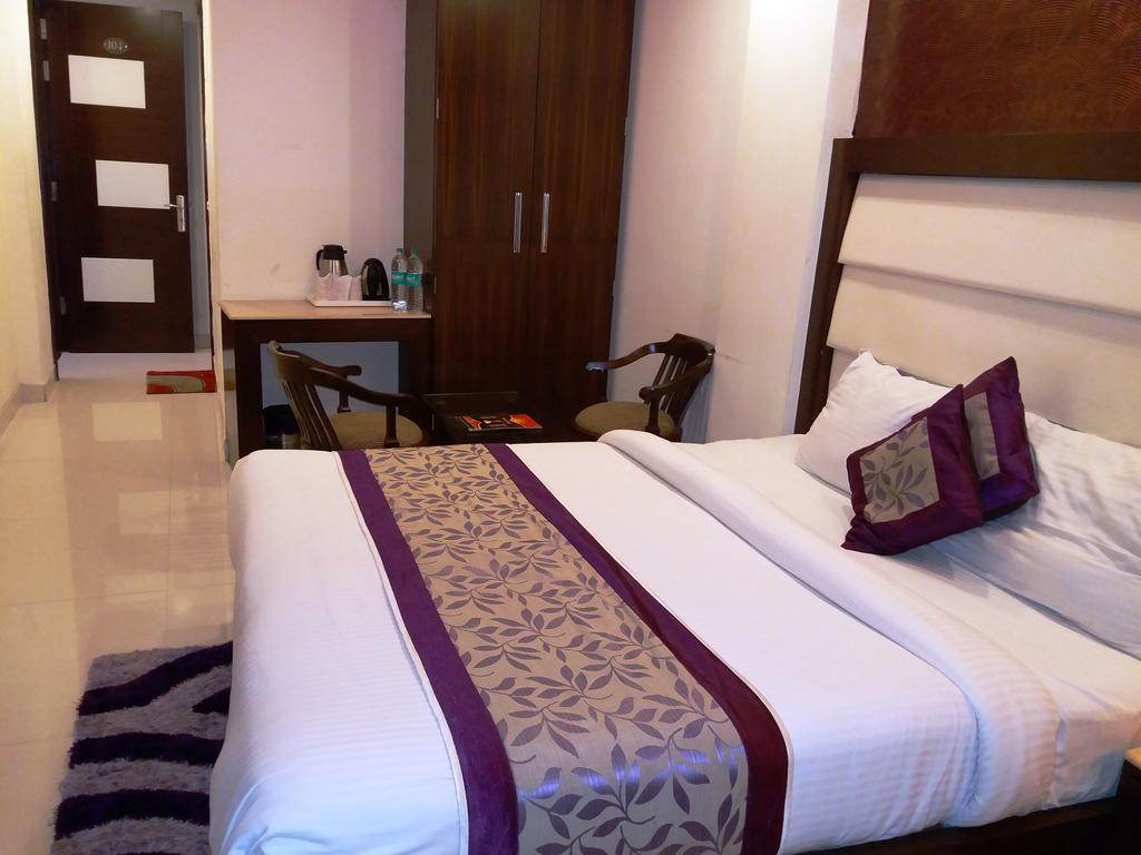 Hotel Station View Opposite New Delhi Railway المظهر الخارجي الصورة
